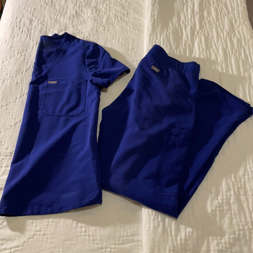 FIGS Royal Blue scrub set Kade pant Catarina top